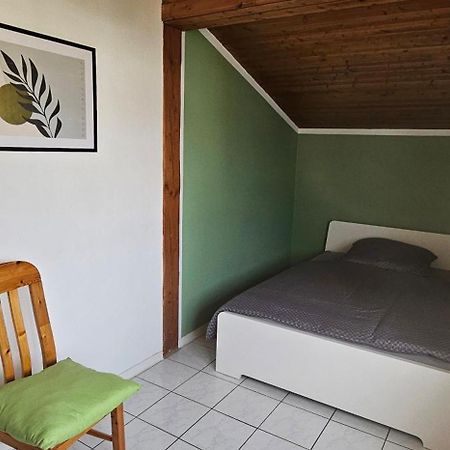 Schoene Zimmer Am Langenselbolder Dreieck A 45 A 66 Neuberg Εξωτερικό φωτογραφία